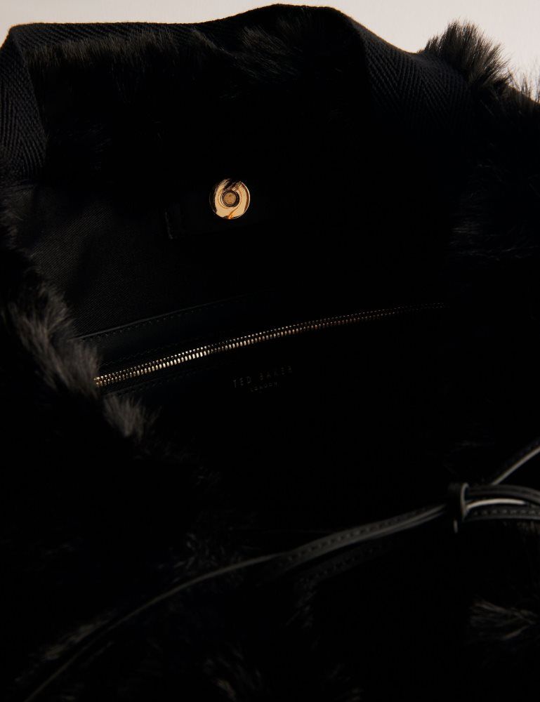 Ted Baker Cadence - Faux Fur Webbing Strap Shopper Bag Noir | 451830-FVQ
