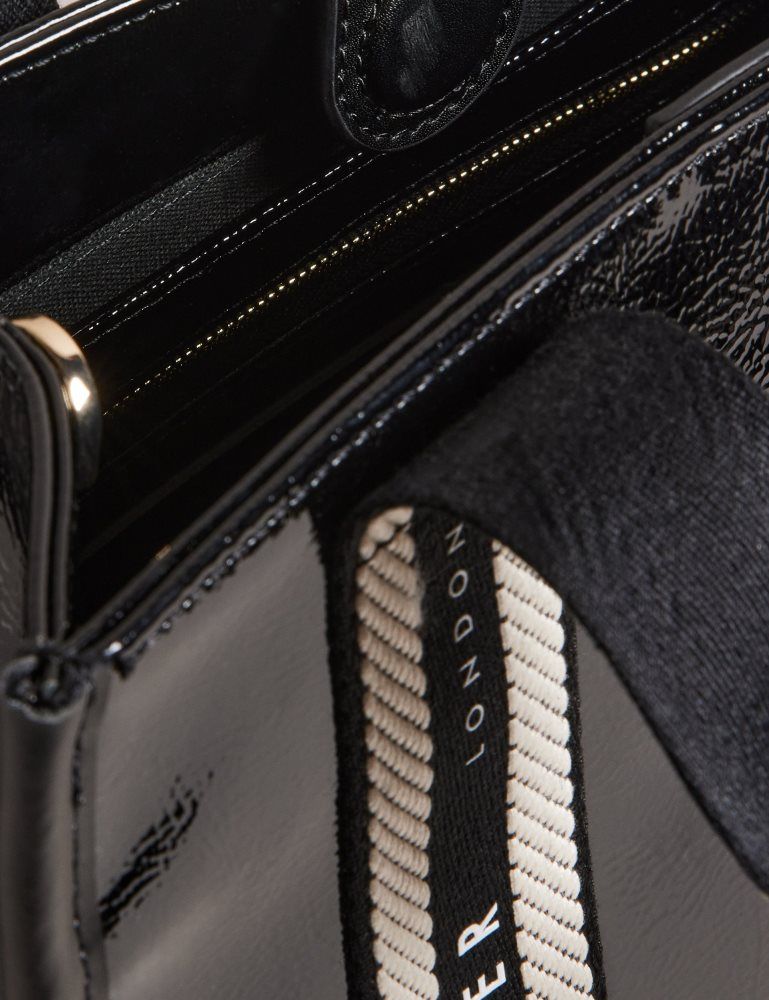 Ted Baker Celiane - Branded Webbing Patent Small Tote Bag Noir | 570482-JXY