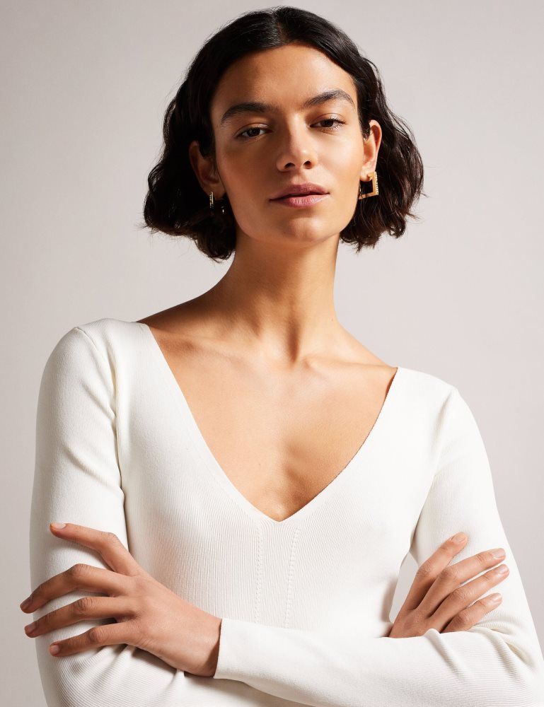 Ted Baker Cileste - Fitted V-neck Long Sleeve Knit Top Blanche | 564809-XJO