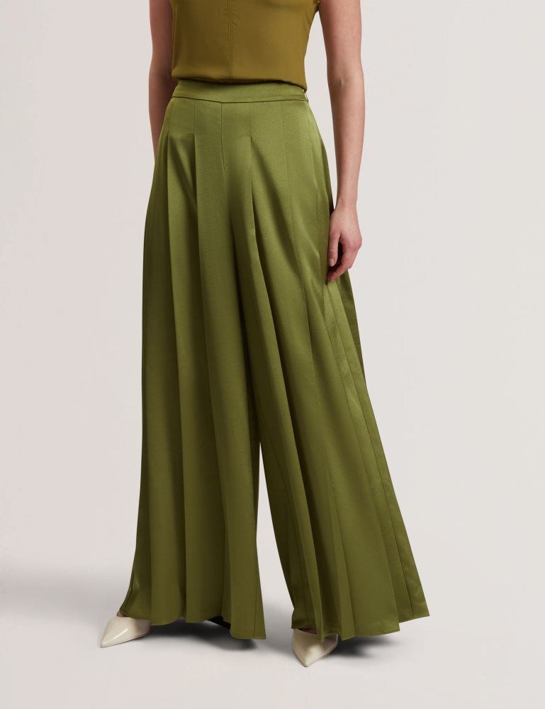 Ted Baker Duuva - Satin Box Pleat Wide Leg Trousers Vert | 830456-YSB