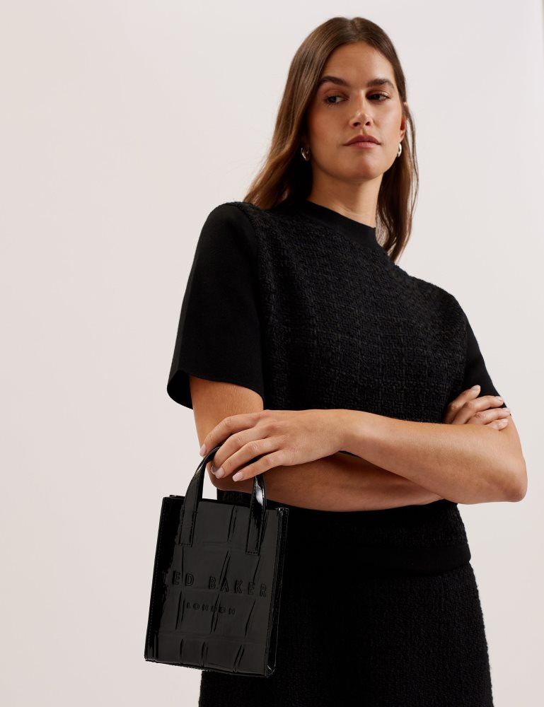 Ted Baker Gatocon - Mini Croc Effect Patent Icon Tote Bag Noir | 134286-RSU