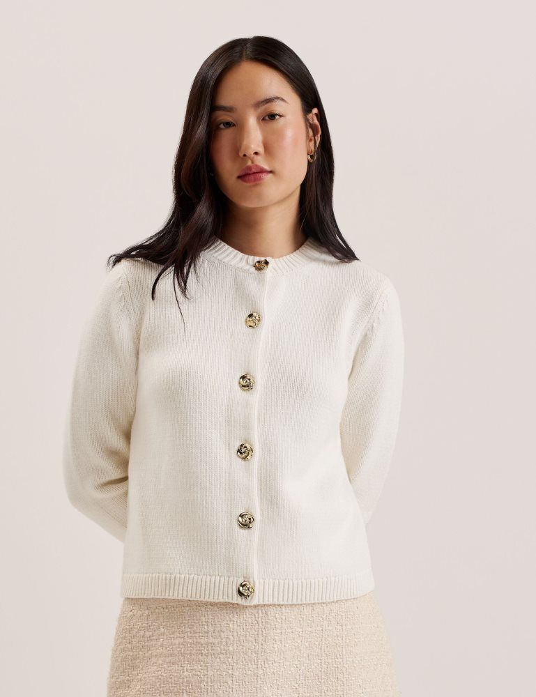 Ted Baker Jaycey - Rose Button Knitted Crew Neck Cardigan Blanche | 713645-OWR