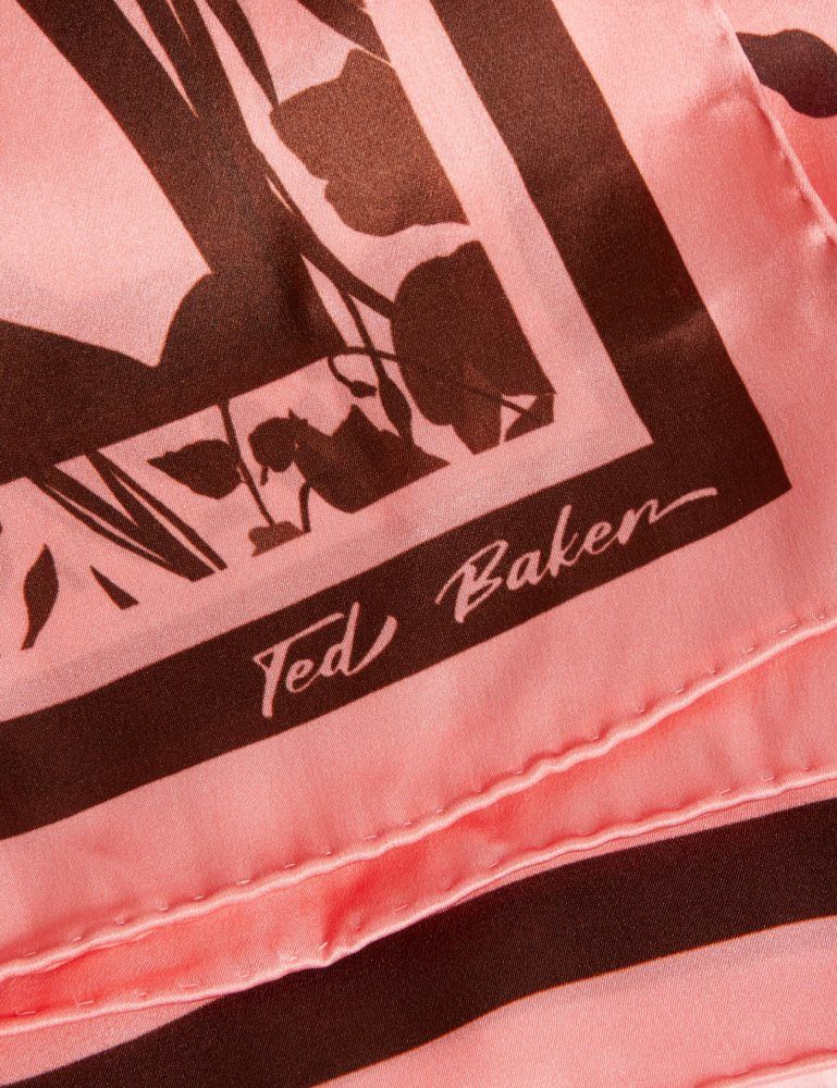 Ted Baker Kelyyii - Printed Two-tone Square Silk Scarf Rose | 016893-DCH