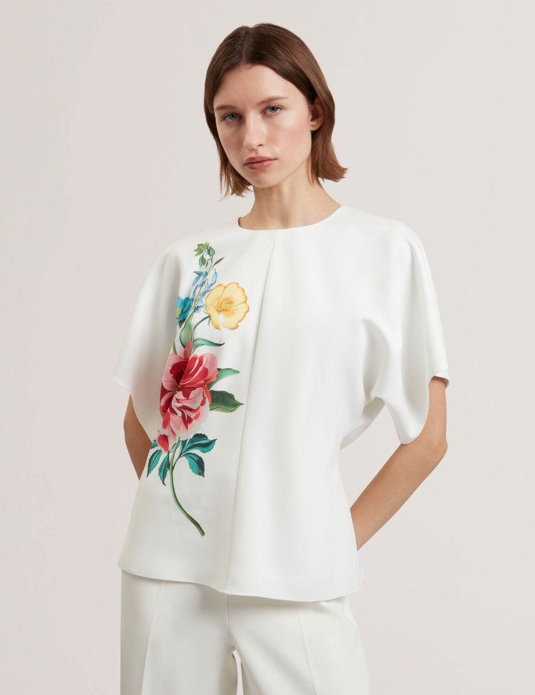 Ted Baker Lahnaa - Floral Graphic Short Sleeve Hourglass Top Blanche | 935014-ZCG