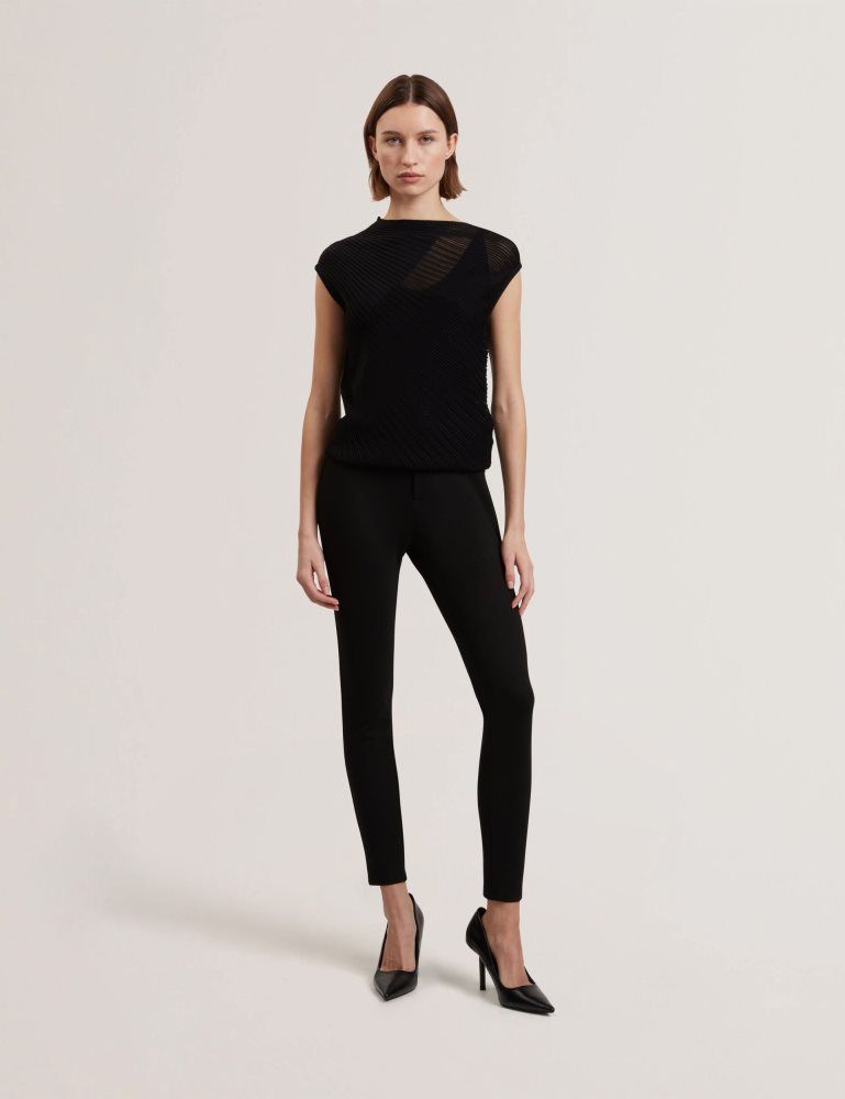 Ted Baker Layynii - Sheer Detail Engineered Knit Top Noir | 394261-SVW