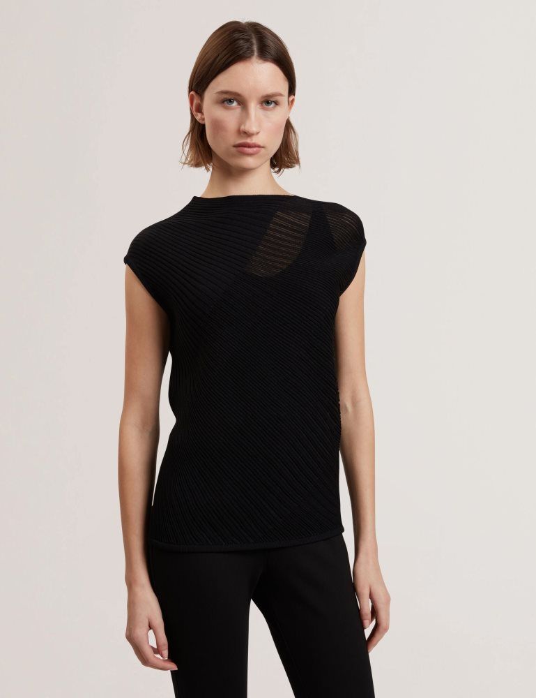 Ted Baker Layynii - Sheer Detail Engineered Knit Top Noir | 394261-SVW