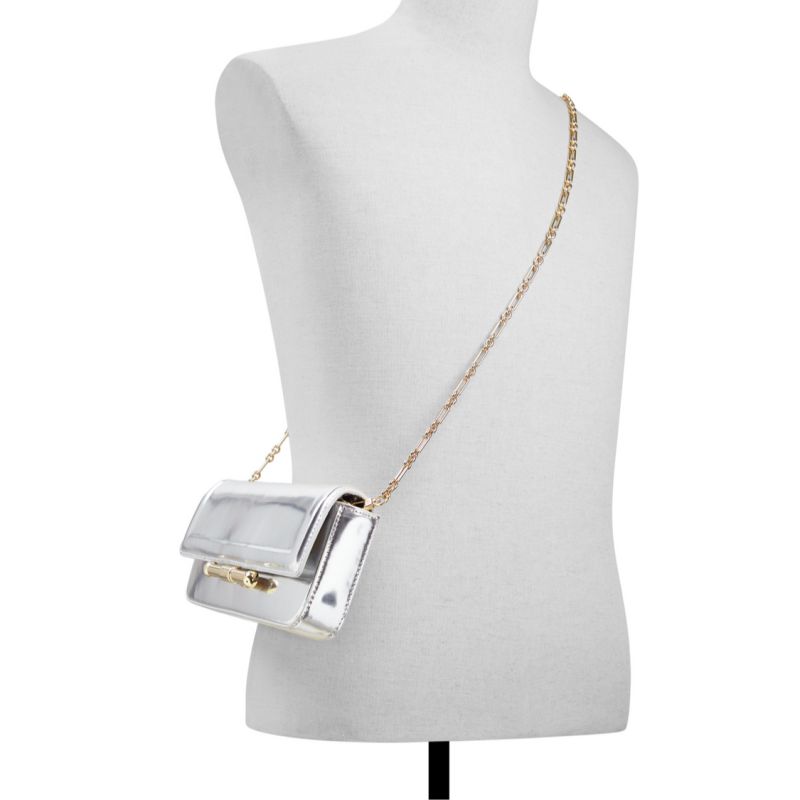 Ted Baker Maya - Metallic Leather Crossbody Baguette Bag Argent | 694172-NTV