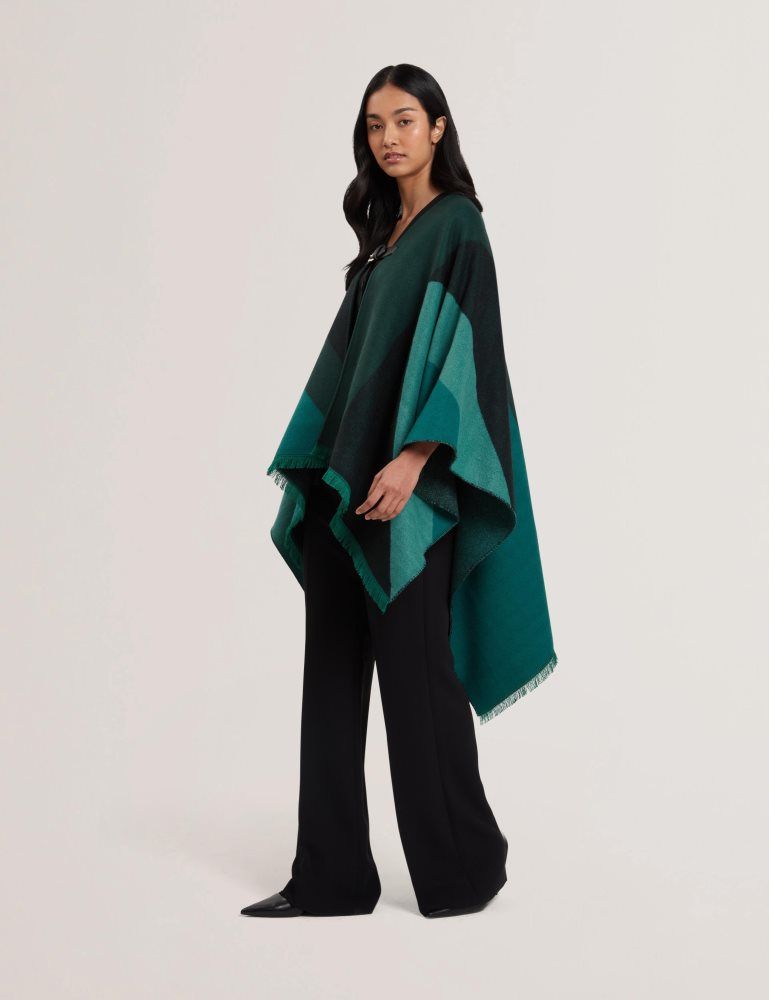 Ted Baker Suffia - Colour Block Buckled Woven Poncho Vert | 168940-QPC