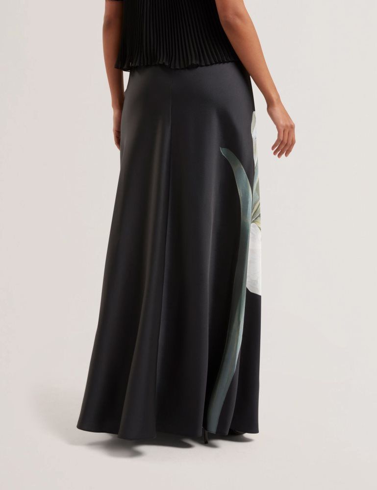 Ted Baker Zionna - Floral Print Detail Satin Maxi Skirt Noir | 157342-KIP